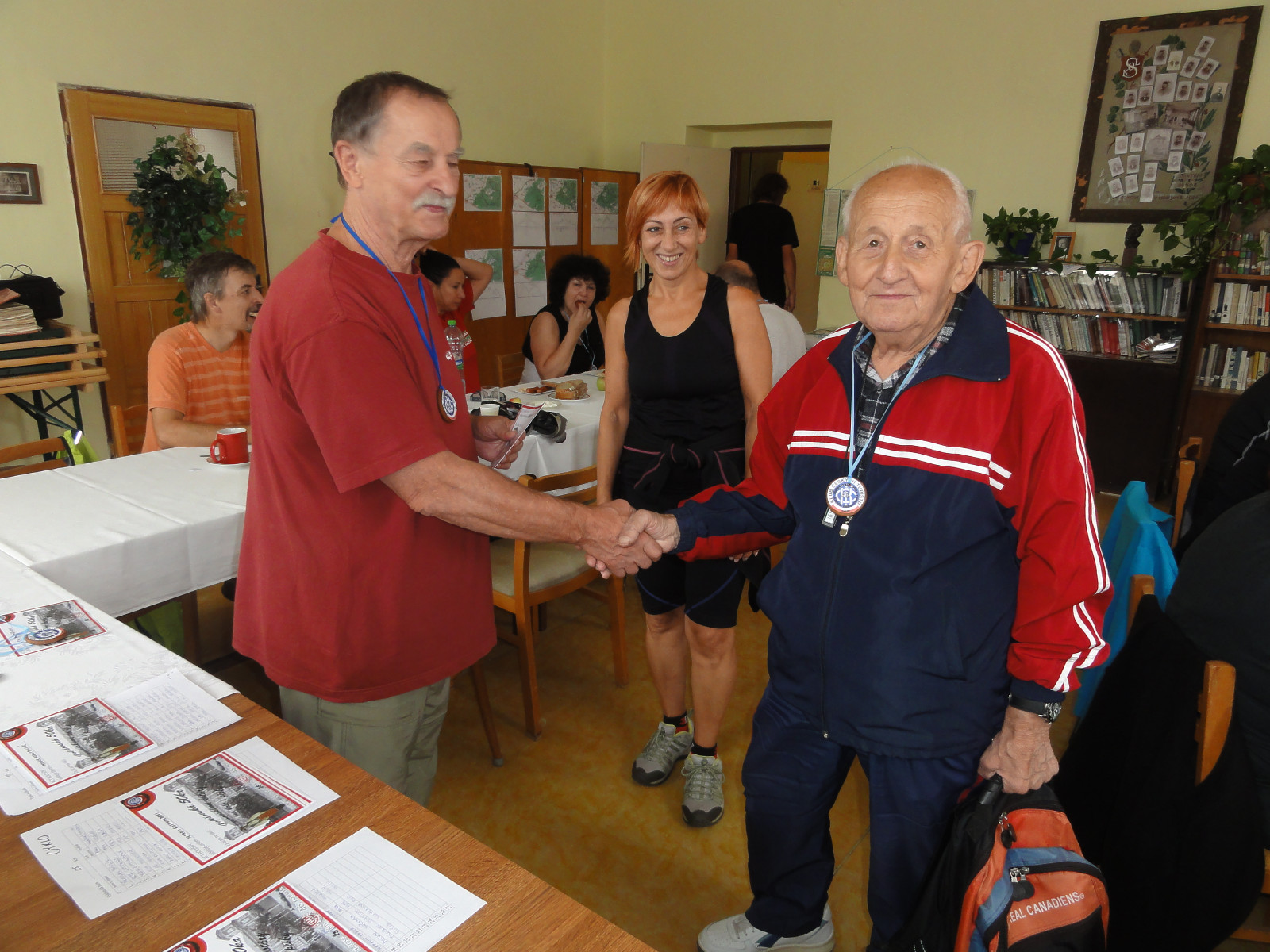 gratulace nejstaršímu účastníkovi